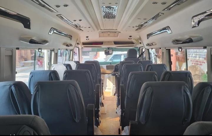 Luxury SUV Rental in Prayagraj for Family and Business Travel